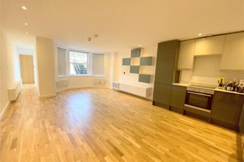 Reception/Kitchen