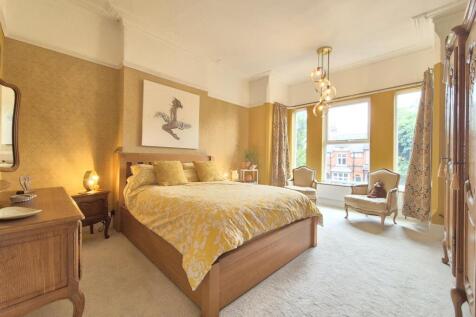 Large Double Bedroom