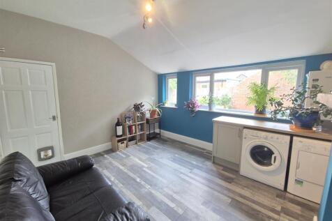 Sitting Room/Utility