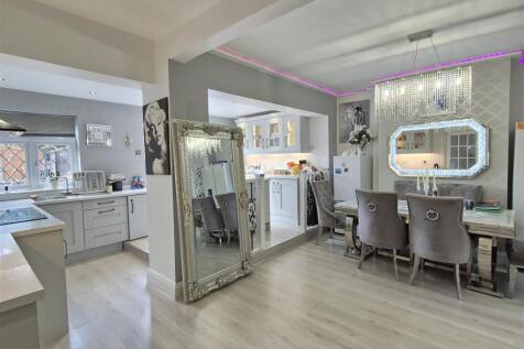 Open Plan Kitchen/Diner