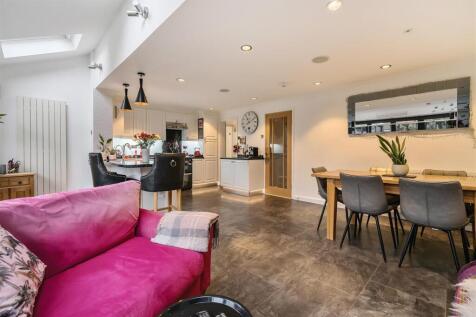 Kitchen / Breakfast room