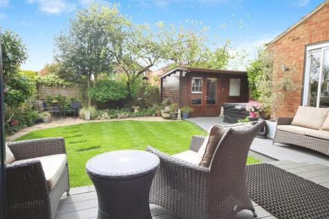 92b34183-Garden 203.JPG