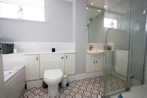 4 piece bathroom