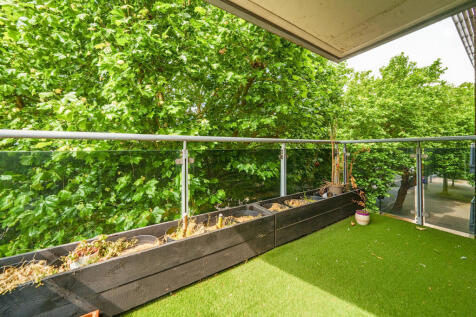 1306575-15-684ab0...