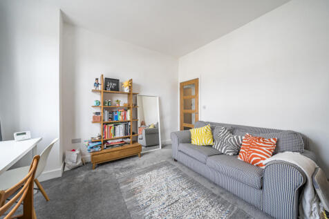 1344780-2-68af012...