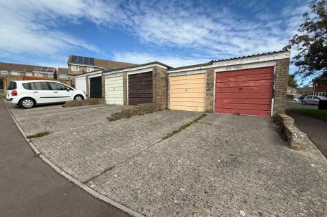 Garage &amp; Parking