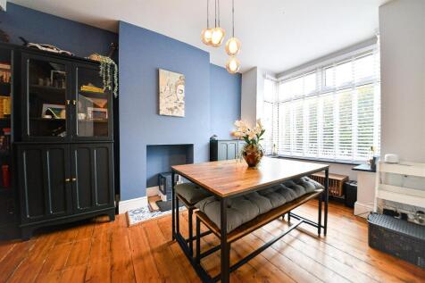 Through Lounge/Dining Room