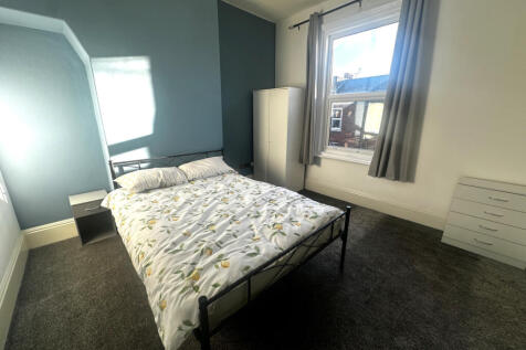 Stunning Room Shares - 6 Alert Street