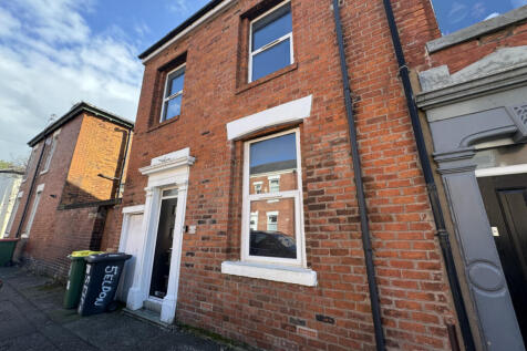 Rooms at 5 Eldon Street