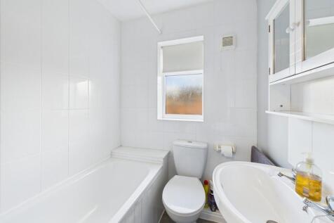 CAM02854G0-PR0463...