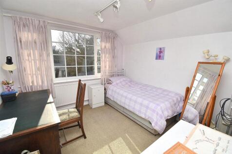BEDROOM TWO.JPG