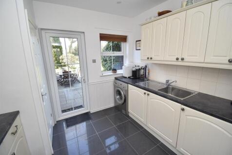 Utility Room.JPG
