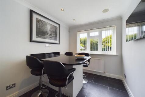 Breakfast Room