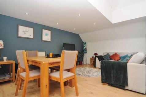 Open Plan Living Area/Kitchen