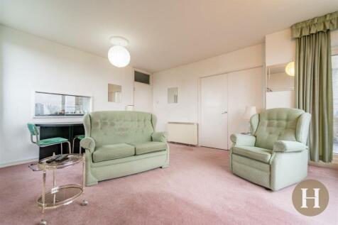 Hadleigh Estate Agents-8.jpg