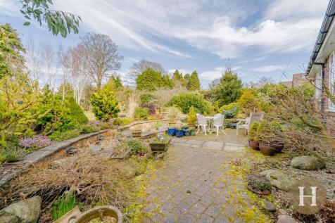 Hadleigh Estate Agents-74.jpg