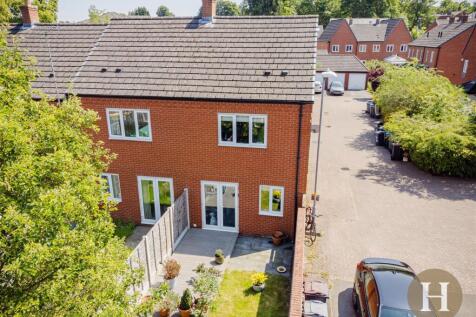 Hadleigh Estate Agents-29.jpg