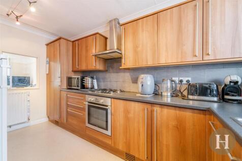 Hadleigh Estate Agents-1.jpg