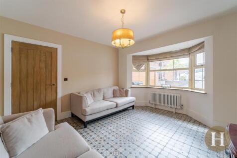 Hadleigh Estate Agents-5.jpg