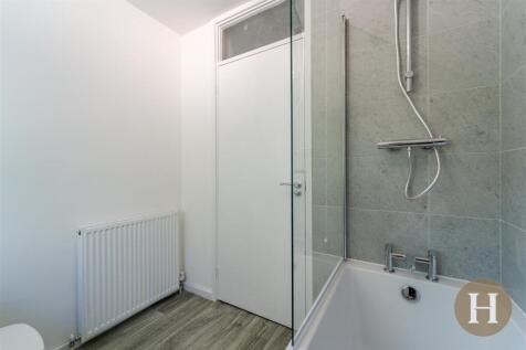 Hadleigh Estate Agents-23.jpg