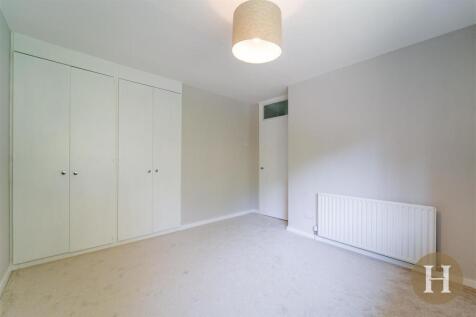 Hadleigh Estate Agents-26.jpg