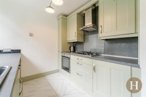 Hadleigh Estate Agents-21.jpg