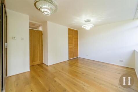 Hadleigh Estate Agents-6.jpg