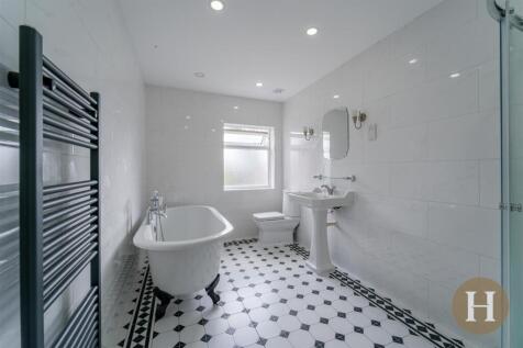 Hadleigh Estate Agents-19.jpg