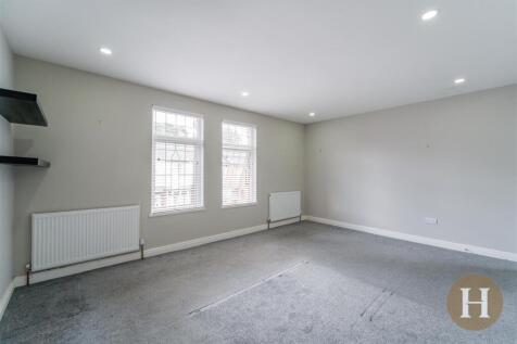 Hadleigh Estate Agents-10.jpg