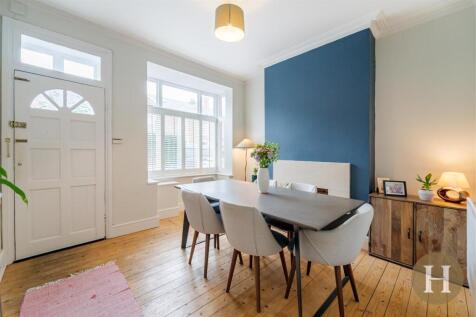 Hadleigh Estate Agents-5.jpg