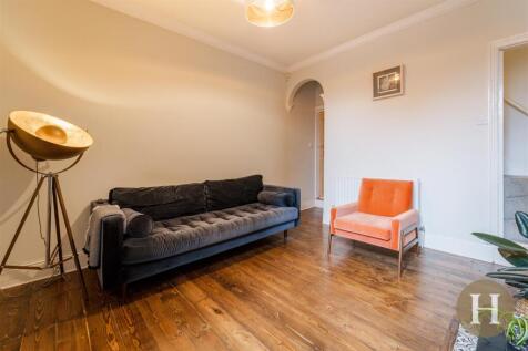 Hadleigh Estate Agents-8.jpg