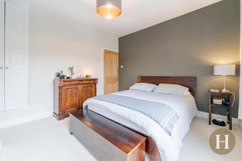 Hadleigh Estate Agents-19.jpg