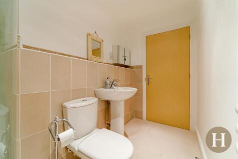 Hadleigh Estate Agents-11.jpg