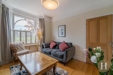 Hadleigh Estate Agents-2.jpg