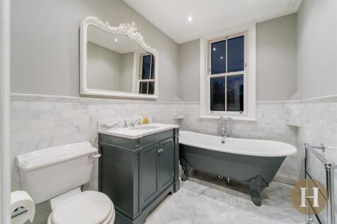 Hadleigh Estate Agents-93.jpg