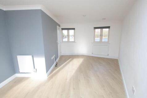 OPEN PLAN LIVING/ DINING/ KITCHEN