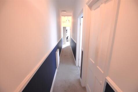 FIRST FLOOR LANDING.