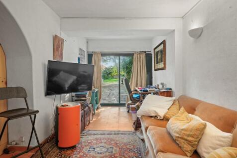 Property Image 38