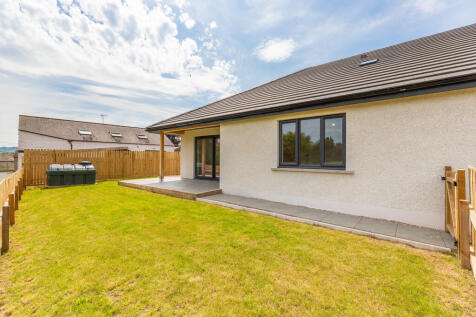 Rear Aspect and G...