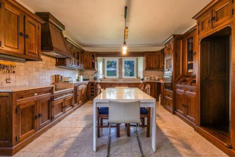 Majestic V6 Country Estate, Views &amp; Pool, Cadaval