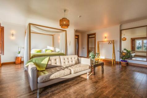 Majestic V6 Country Estate, Views &amp; Pool, Cadaval