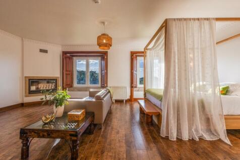 Majestic V6 Country Estate, Views &amp; Pool, Cadaval
