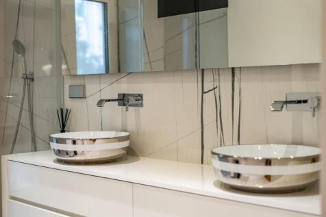 T5 Lisbon, Campo Ourique