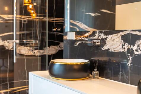 T5 Lisbon, Campo Ourique