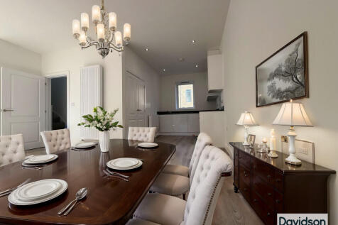 WhatsApp-Image-20...