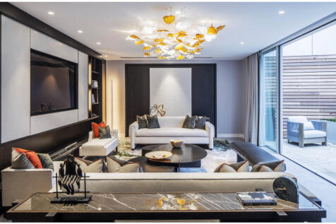 Lyndhurst Gardens, London, NW3