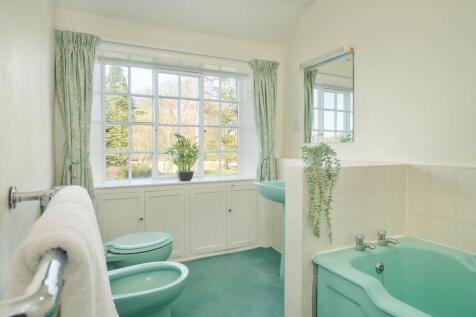 Family bathroom