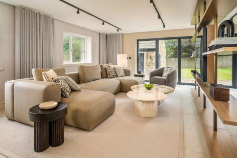 Kitchen/dining/living room