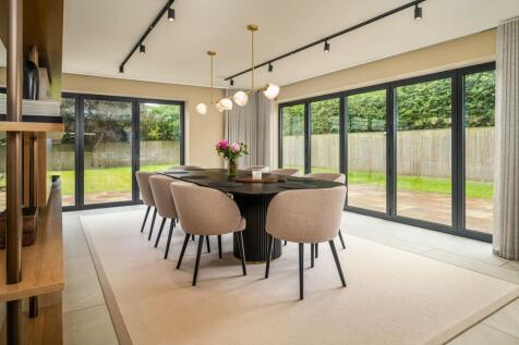 Kitchen/dining/living room