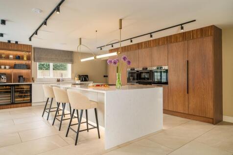 Kitchen/dining/living room